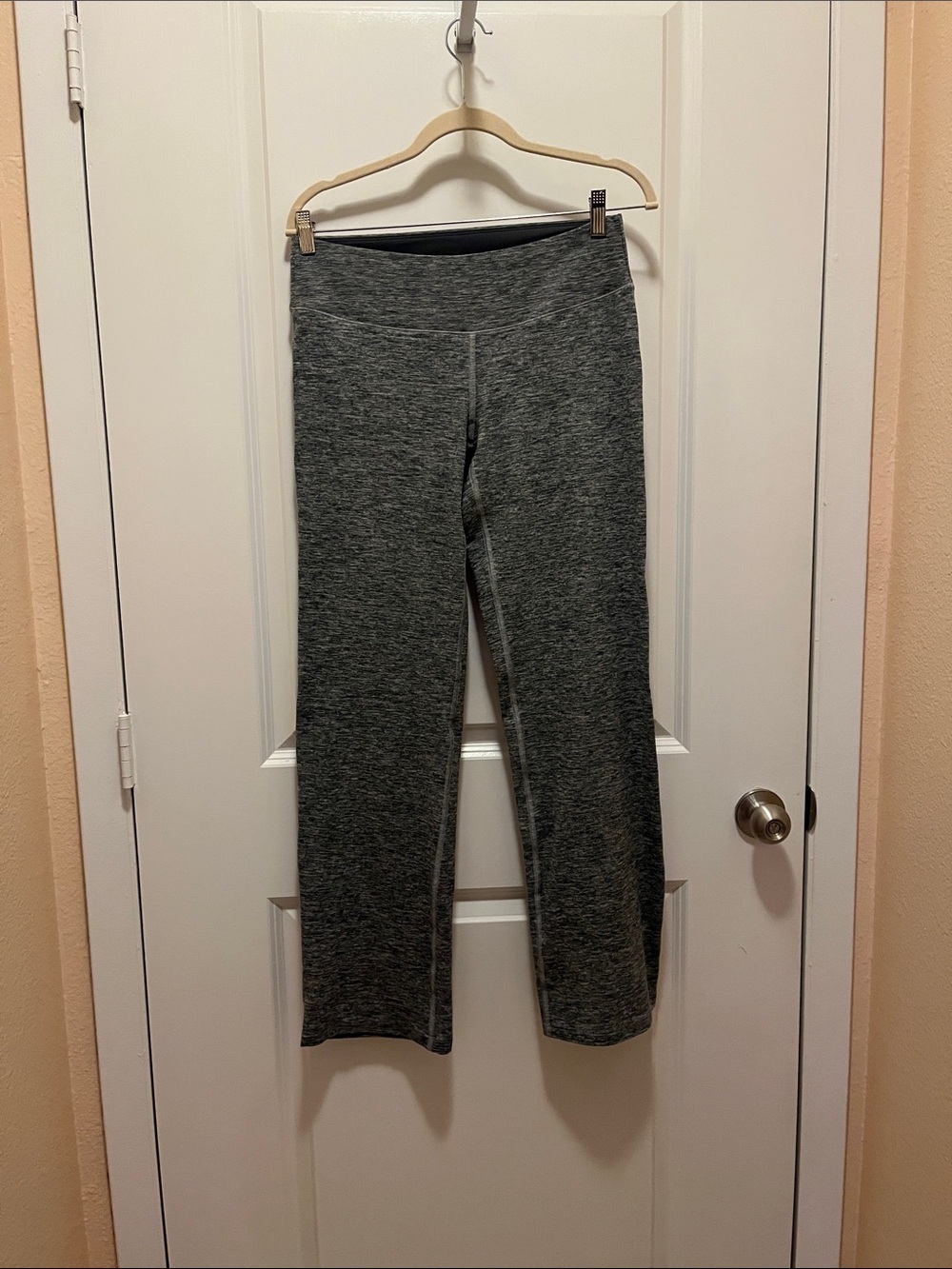 (NWT) New Balance Women's Gray Heather Leggings